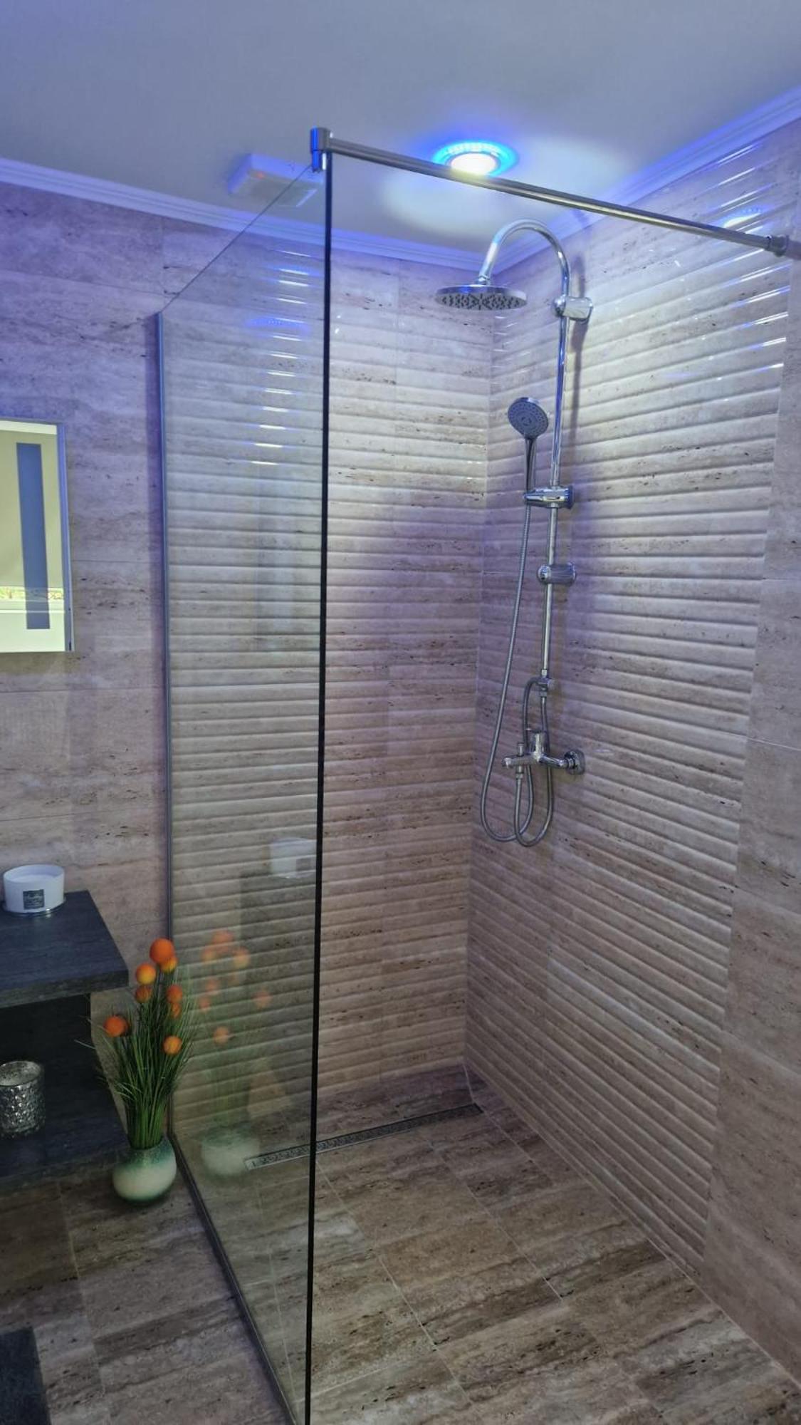 Casa Teo Hotel Buzau Ngoại thất bức ảnh