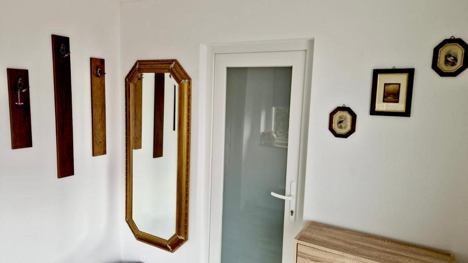Casa Teo Hotel Buzau Ngoại thất bức ảnh